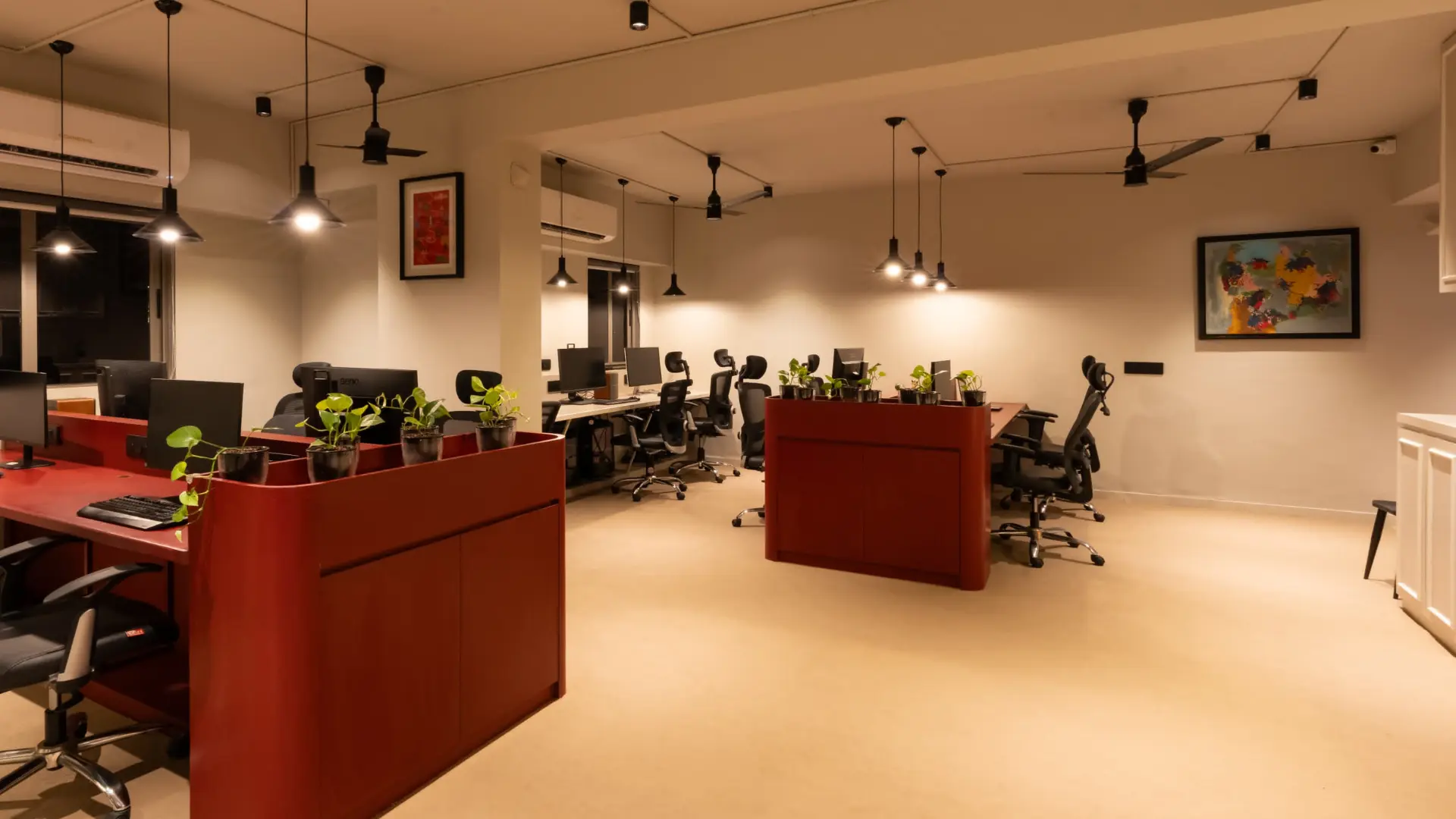 COMMERCIAL INTERIOR DESIGN