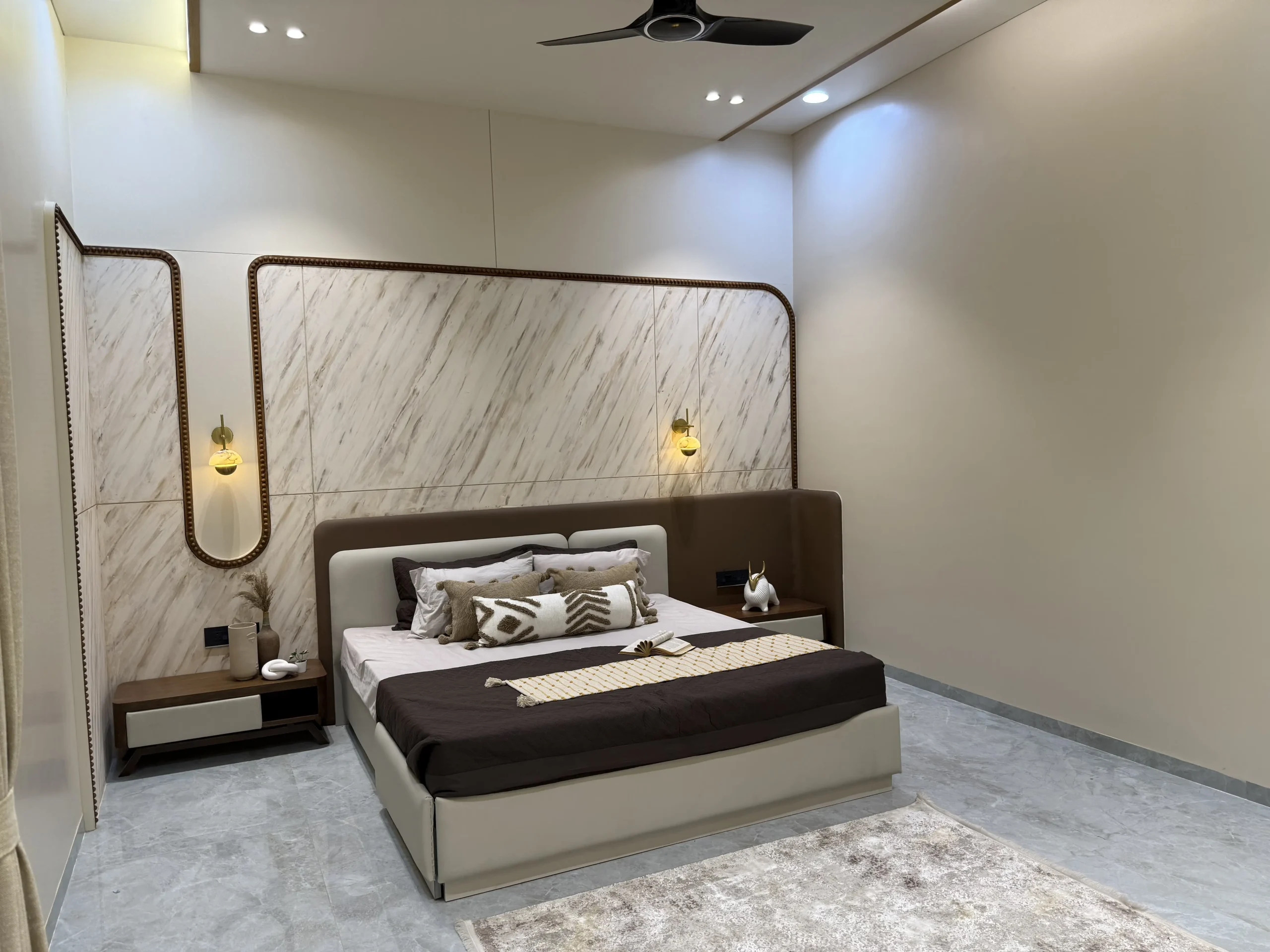 A Refined Family Home Where Warmth Meets Artistry